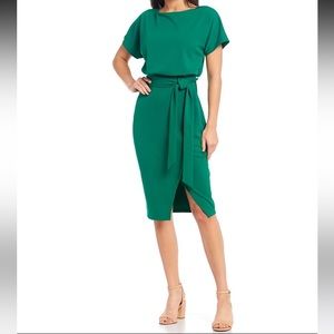 Kensie Textured Knit Boat Neck Faux Wrap Blouson Dress. Size 4